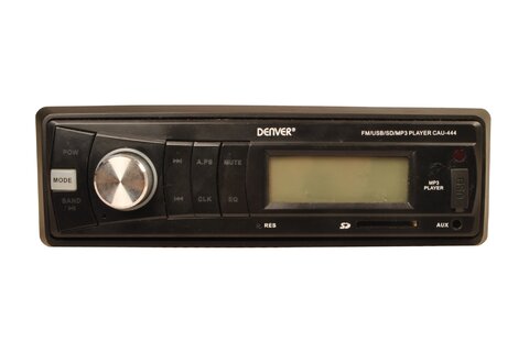 Autorádio  (MP3,AUX,USB,SD,FM) univerzální