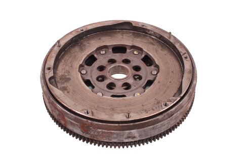 Setrvačník dvouhmotový