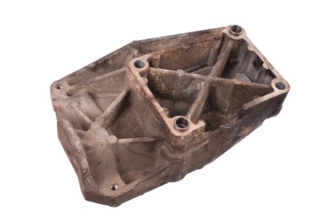 Držák kompresoru klimatizace