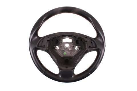 Volant kožený černý