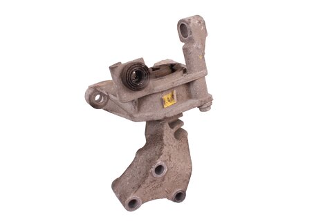 Držák motoru pravý