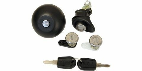 94- sada zámků - (2x př. dveře, kufr, víčko nádrže)