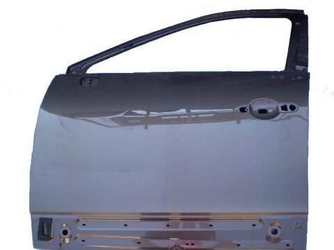 Levé přední dveře