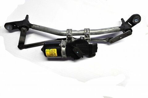 Motorek předního stěrače