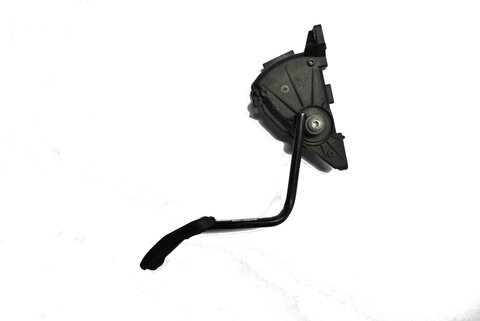 Elektronický pedál plynu - 8200007512