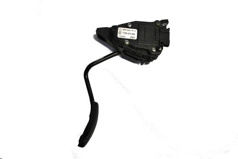 Elektronický pedál plynu - 8200007513