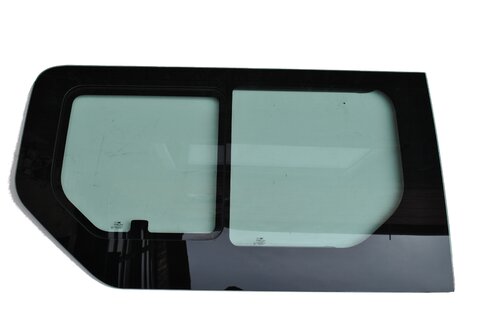 Sklo boční s ventilačkou levé