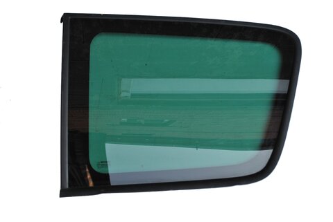 Pravé sklo boční zadní pevné - Grand