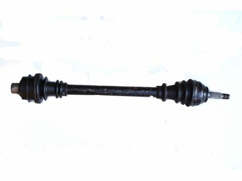 Pravá přední poloosa 23 drážek u kola 44 drážek ABS