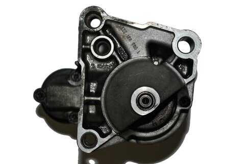 Startér 1.8/2.0 16V BOSCH