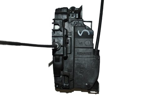 Levý zámek předních dveří 3dv. (4 piny)