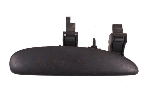 Pravá vnější klika předních dveří černá