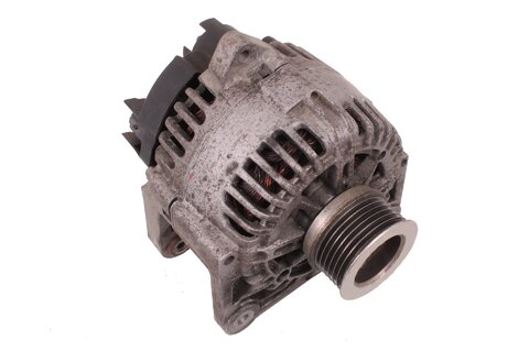 Alternátor ( 110A ) VALEO 8200323126