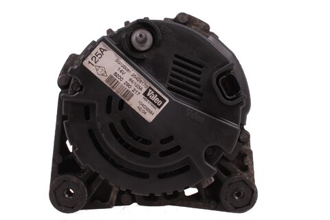 Alternátor ( 125A ) VALEO