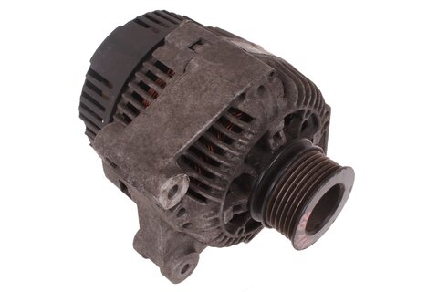 Alternátor ( 120A ) VALEO