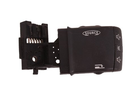 Ovládání autorádia pod volantem