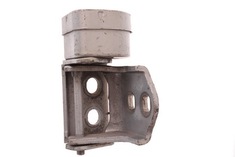 Pravý spodní pant dveří