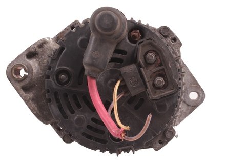 Alternátor ( 110A ) VALEO