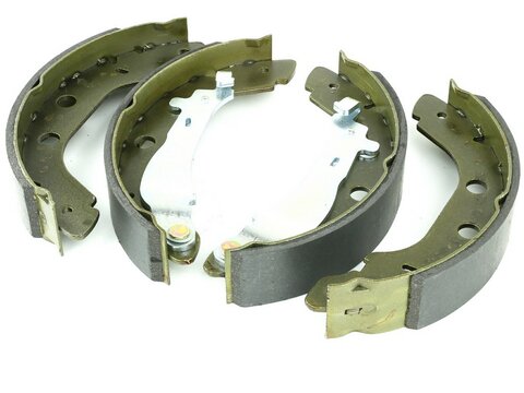 Zadní brzdové čelisti