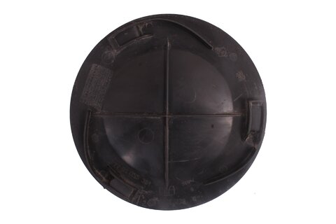 Levá záslepka podběhu pro výměnu žárovky