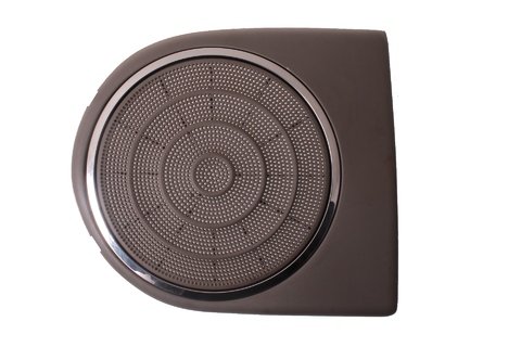 Pravá mřížka reproduktoru do předních dveří