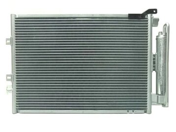 Chladič klimatizace - kondenzátor