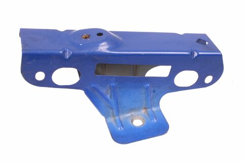 Držák nárazníku levý / pravý (-06)