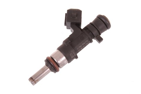 Vstřikovací tryska