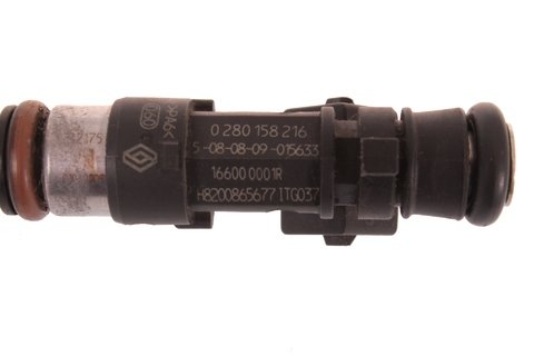 Vstřikovací tryska