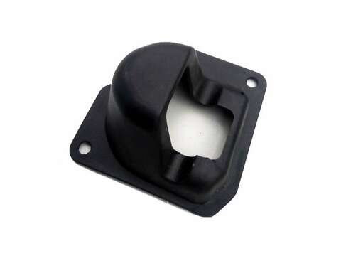 Kryt horního zámku zadních dveří