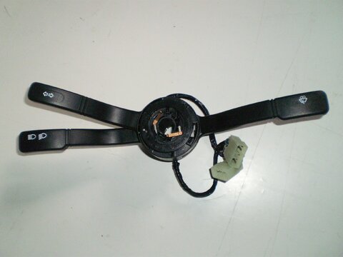 Přepínací páčka (2 konektory)