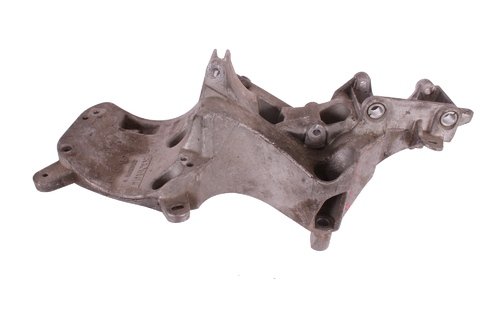 Držák alternátoru