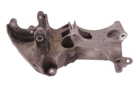 Držák alternátoru -8200473400