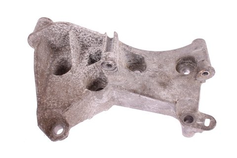 Držák příslušenství motoru