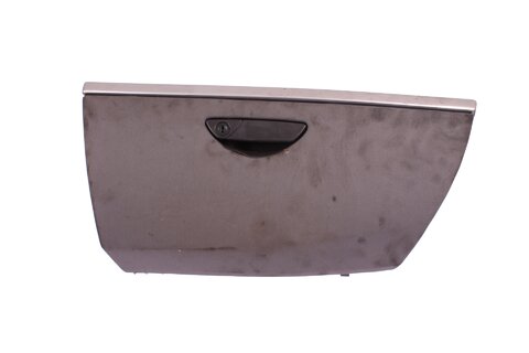 Dvířka přihrádky spolujezdce šedé