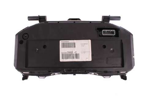 Přístrojový štít - benzín