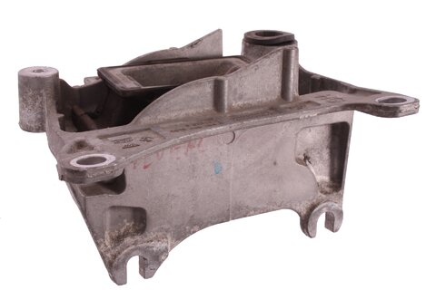 Silentblok uložení motoru a převodovky