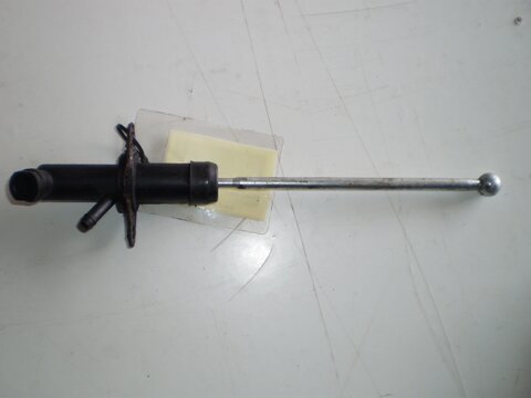 Hlavní spojkový válec