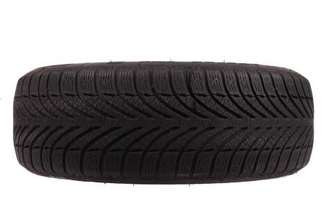 Pneumatika ZIMNÍ 205/60 R16 92H BFGoodrich G-Force (5mm) rok 2012