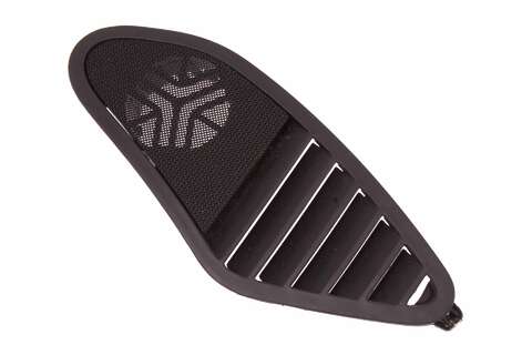 Výdech topení s krytem výškového reproduktoru v palubní desce pravý