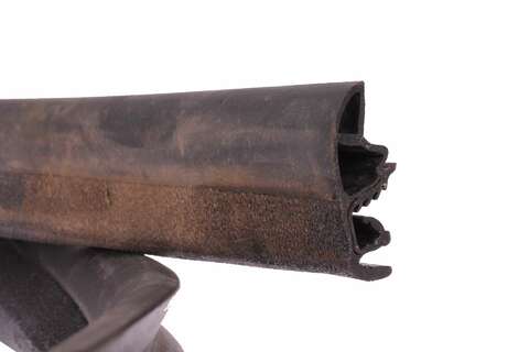 Pravé/levé zadní těsnění dveří