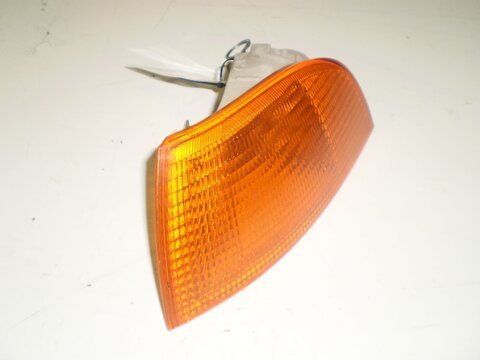 Blikač přední levý L oranžový