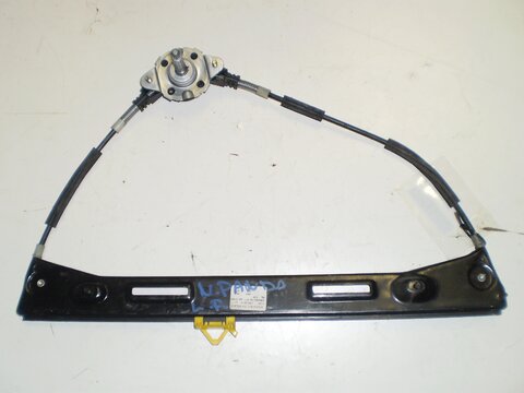 Stahovací mechanizmus dveří L P M