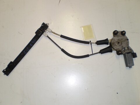 Stahovací mechanizmus dveří P Z E