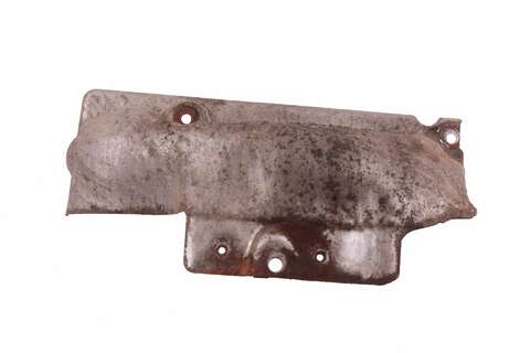 Kryt výfukových svodů