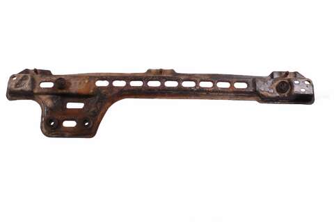 Spodní držák chladiče