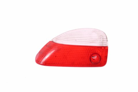 Odrazka předních pravých dveří