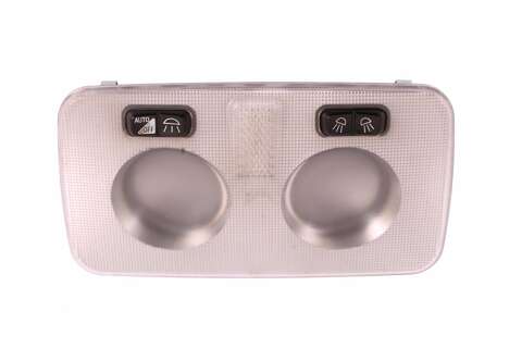 Stropní svítilna přední části vozu