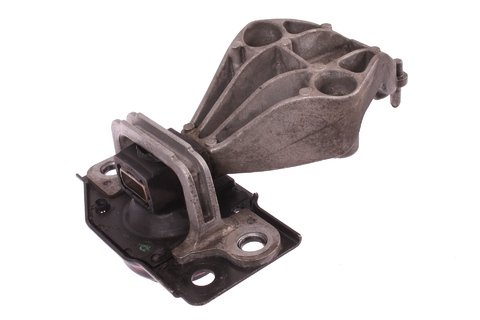 Silentblok zavěšení motoru