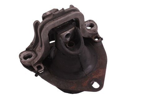 Silentblok zavěšení motoru